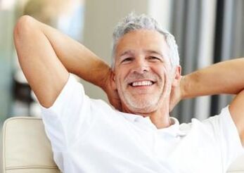 The man has no prostate problems thanks to the prevention of prostatitis
